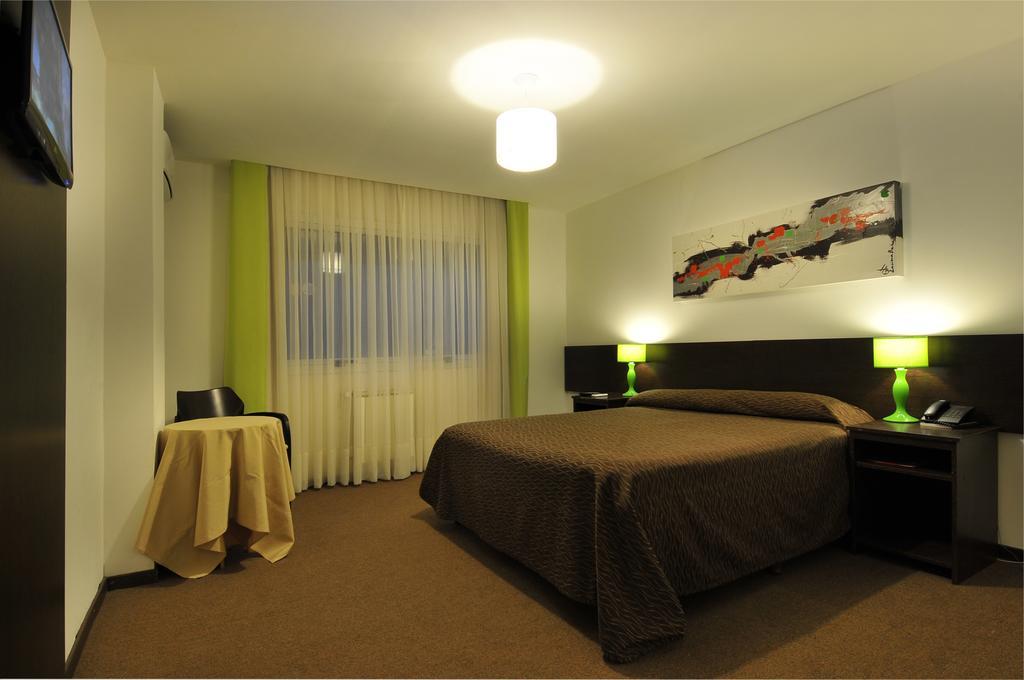 Los Sauces Hotel & Spa Villa Carlos Paz Dış mekan fotoğraf